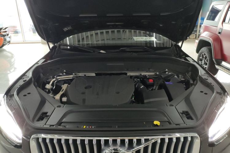 Used Volvo XC90 2022 B5 SmartDrive Luxury Edition 7 Seats
