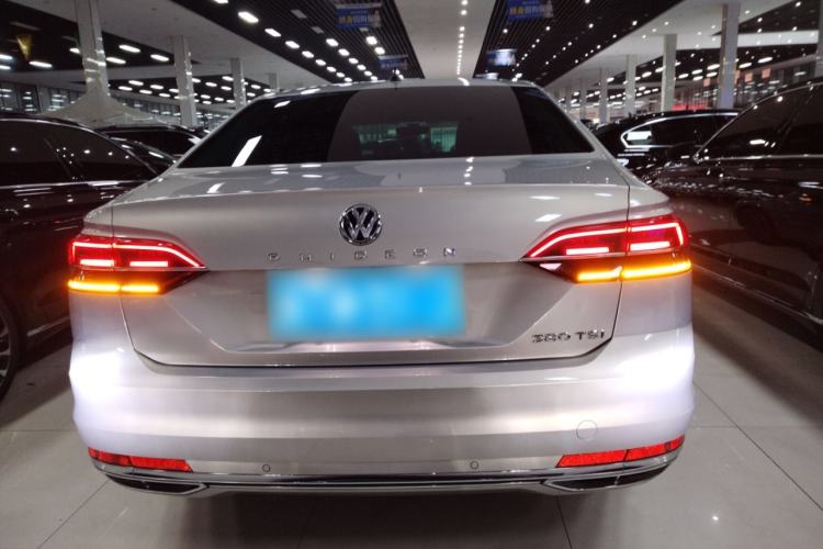 Used Volkswagen Phideon 2016 380TSI Two-Wheel-Drive Supreme Edition
