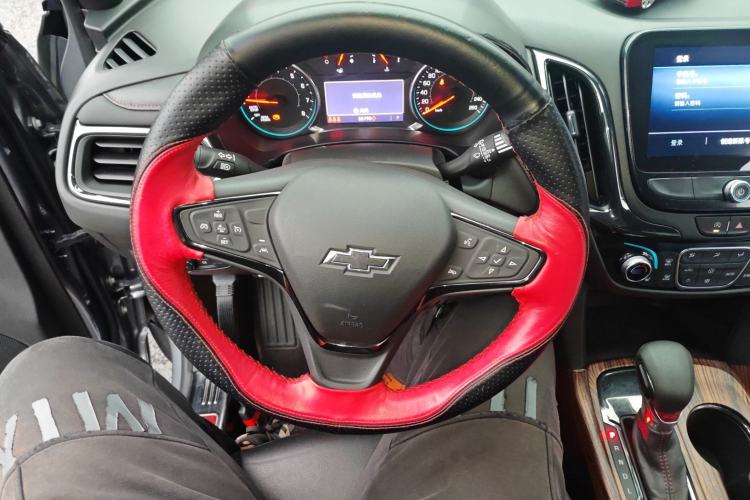 Used Chevrolet Equinox 2021 550T RS Smart Boundary-Pushing Edition
