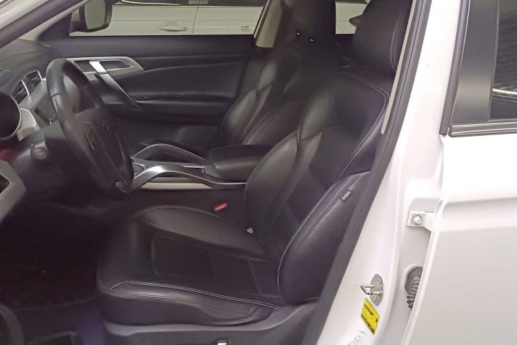 Used Geely Auto Emgrand X7 Sport 2016 1.8TD Automatic All-Wheel Drive Smart Version
