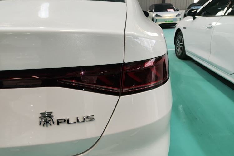 Used BYD Qin PLUS 2024 Honor Edition EV 420KM Leading Model