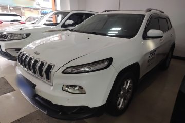 Used Jeep Cherokee 2016 2.0L Superior Edition