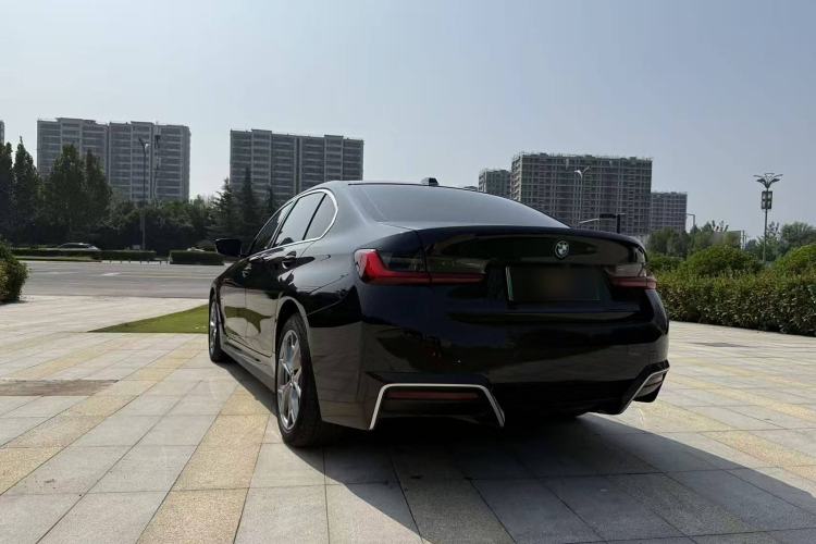 Used BMW i3 2022 eDrive 35 L
