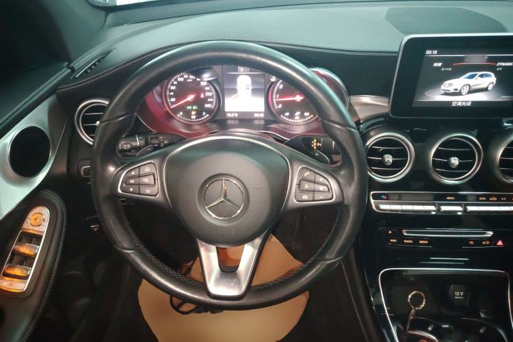 Used Mercedes-Benz GLC 2019 GLC 200 L 4MATIC
