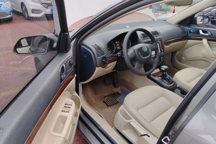 Used Skoda Octavia 2010 1.4TSI DSG Yijun Edition