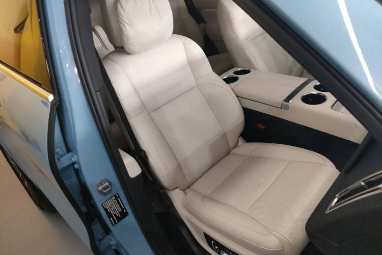 Used Li Auto L8 2024 Max
