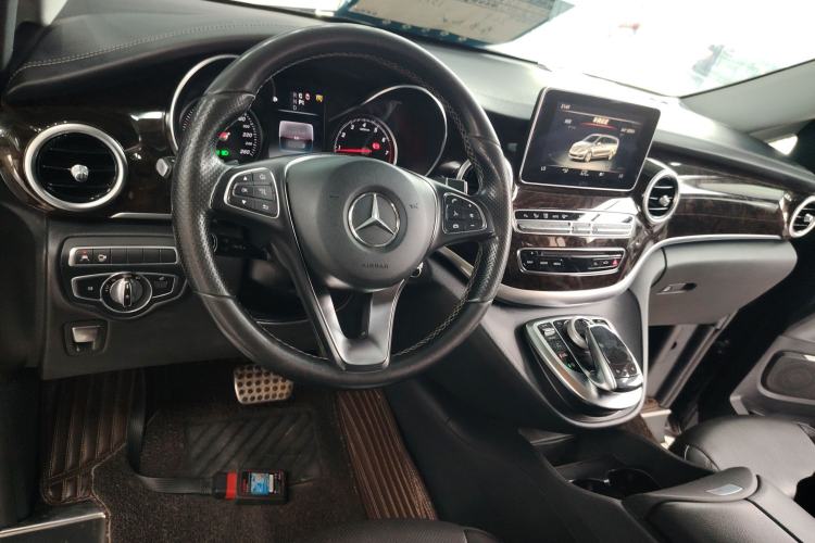 Used Mercedes-Benz V-Class 2018 V 260 L Prestige Extended Version China VI
