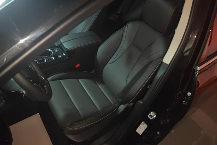 Used Buick Envision 2023 Encore S 652T Two-Wheel-Drive Luxury Model
