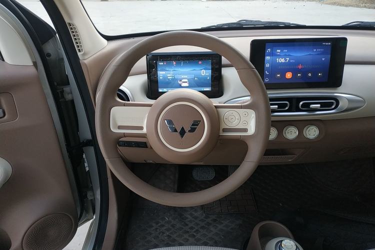 Used Wuling Hongguang MINIEV 2025 Four-Door Version Premium Edition