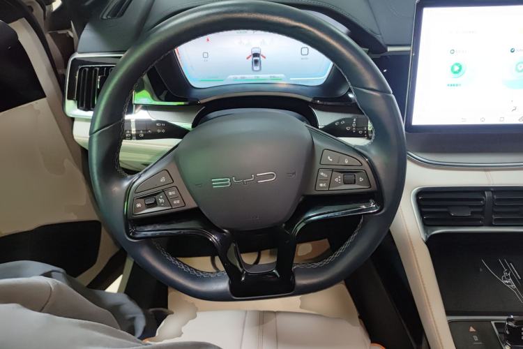 Used BYD Song PLUS New Energy 2024 Honor Edition EV 520km Luxury Model
