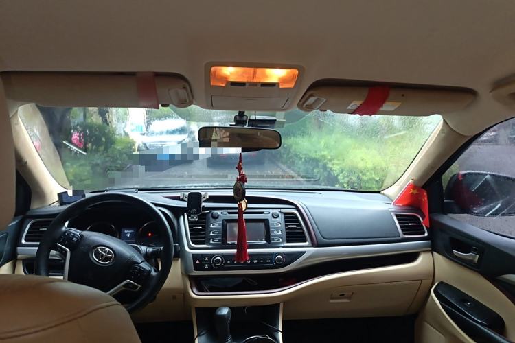 Used Toyota Highlander 2015 2.0T Four-Wheel Drive Elite Edition 7-Seater
