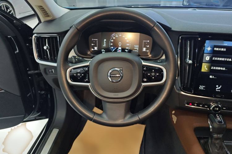 Used Volvo S90 2017 T4 Zhiyi Edition
