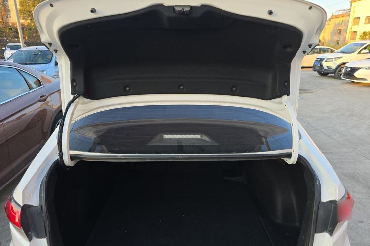 Used Toyota Levin 2023 Smart Electric Hybrid Dual-Engine 1.8L Leading Edition
