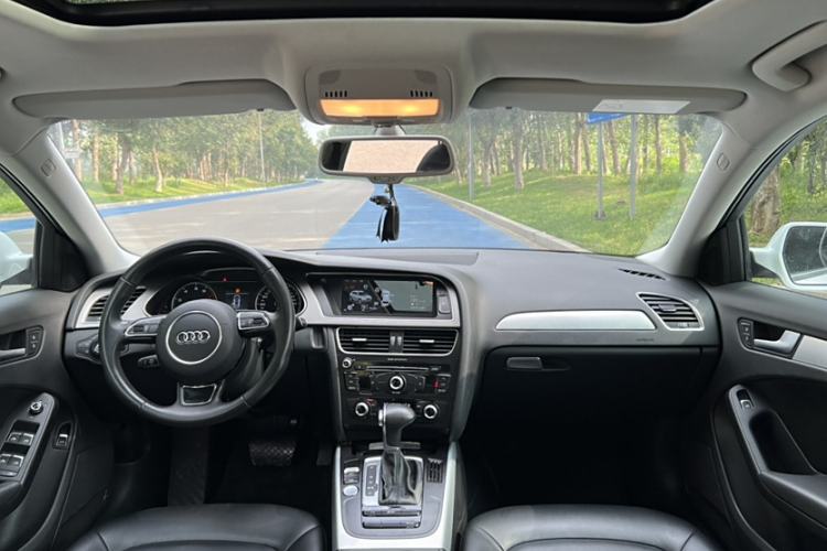 Used Audi A4L 2016 35 TFSI Collector's Edition Automatic Standard Model
