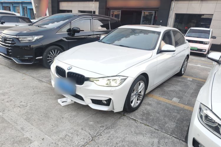 Used BMW 3 Series 2016 320Li Ambition Model
