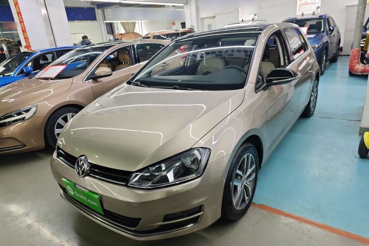 Used Volkswagen Golf 2017 230TSI Automatic Luxury Million-Vehicle Commemorative Edition
