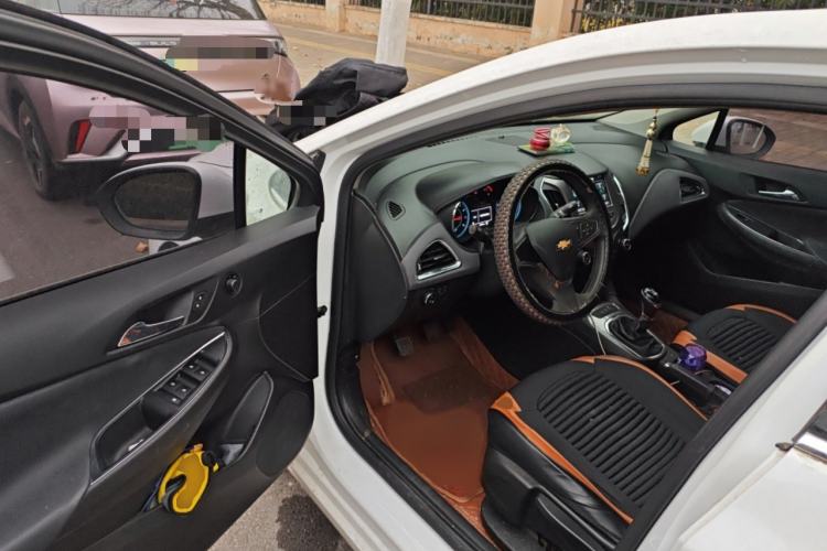 Used Chevrolet Cruze 2017 1.5L Manual Xuanfeng Edition