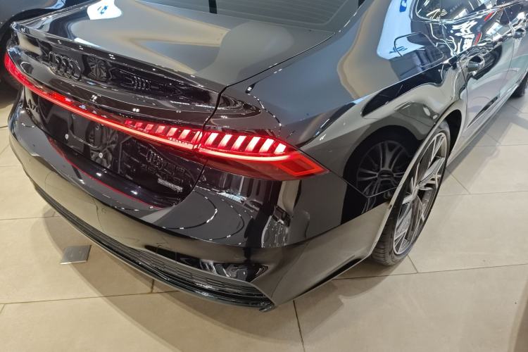 Used Audi A7L 2024 45 TFSI quattro S-line Black Warrior Edition
