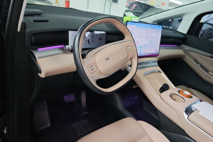 Used XPeng X9 2024 610 Long-Range Pro
