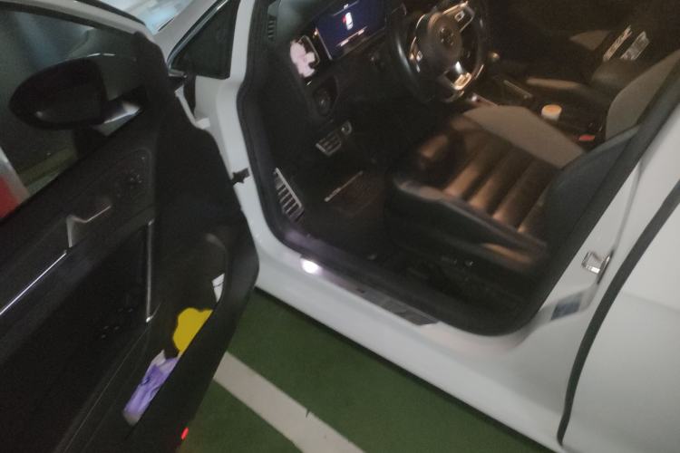 Used Volkswagen Golf 2020 280TSI DSG R-Line Version
