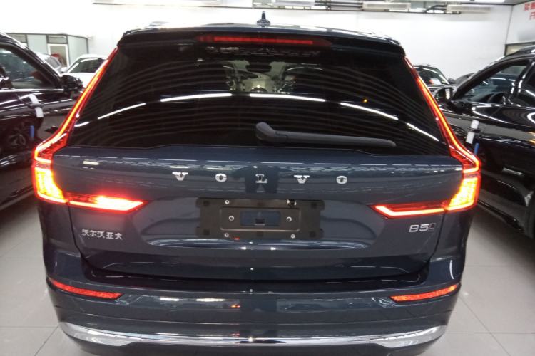 Used Volvo XC60 2024 B5 4x4 Smart Luxury Edition