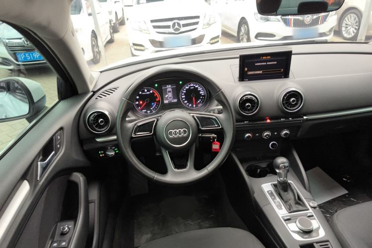 Used Audi A3 2017 Limousine 35 TFSI Ambition Edition
