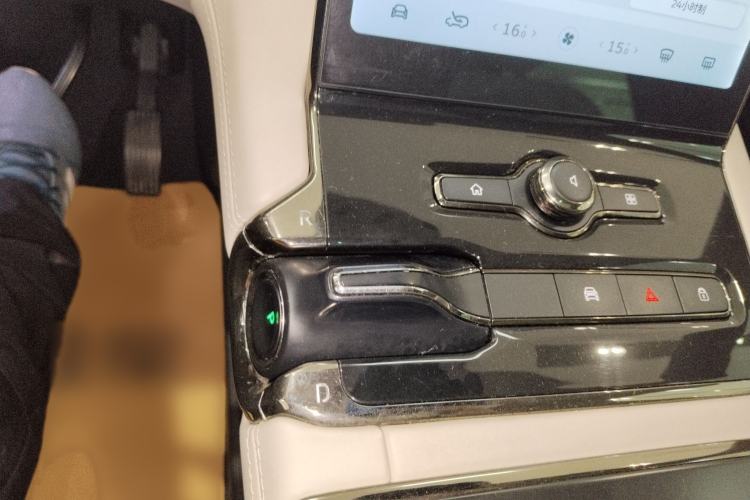 Used Nio ES8 2020 580 km Range Signature Edition Six-Seater Version
