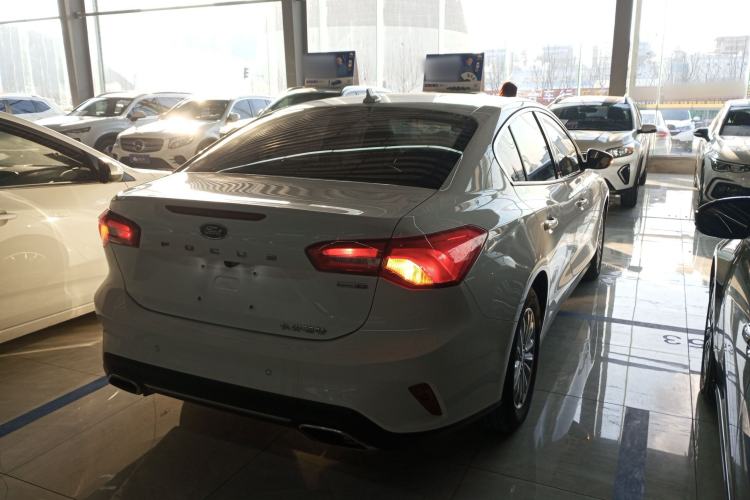 Used Ford Focus 2021 Sedan EcoBoost 180 Automatic Trendy Model