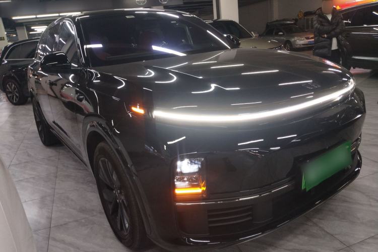 Used Li Auto L7 2023 Air model
