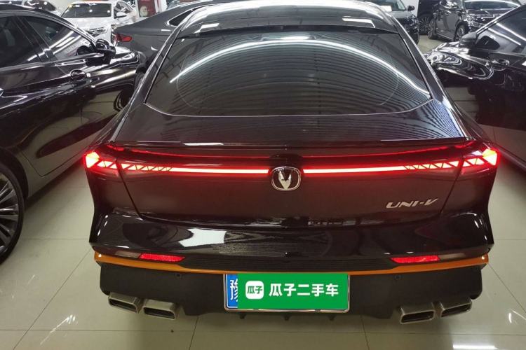 Used Changan UNI-V 2025 1.5T 500Bar Prestige Sporty Version
