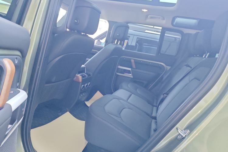 Used Land Rover Defender 2023 110 3.0T P400 X-DYNAMIC HSE
