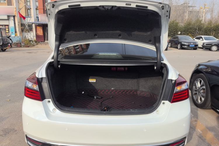 Used Honda Accord 2016 Hybrid 2.0L Sharp Edition
