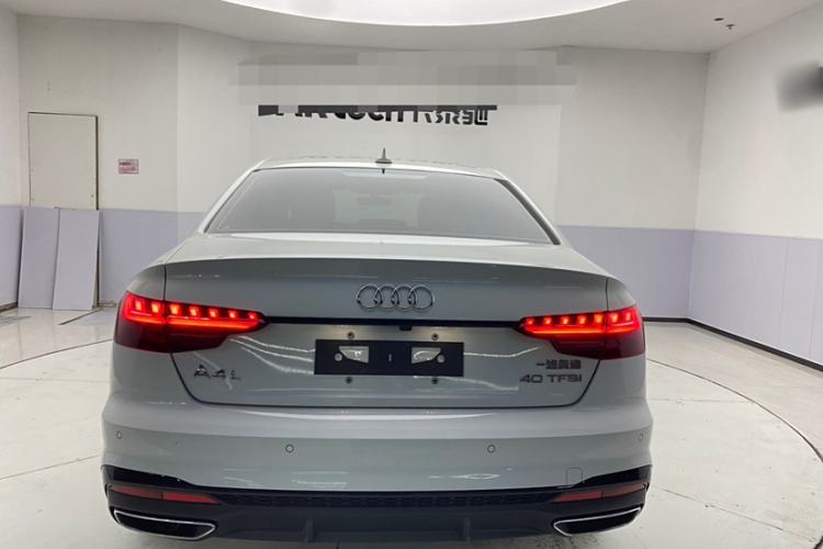 Used Audi A4L 2022 40 TFSI Luxury Dynamic Model
