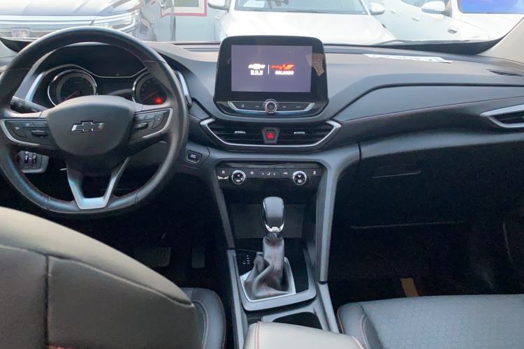 Used Chevrolet Orlando 2020 Light Hybrid Redline 530T Automatic Enjoyment Edition (5+2 Models)
