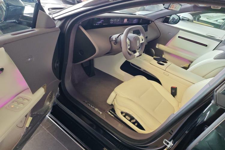 Used  06 2025 Pro Range-Extended Edition
