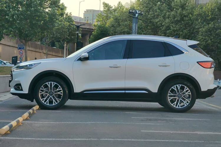 Used Ford Escape 2020 EcoBoost 245 Four-Wheel Drive Titanium Edition
