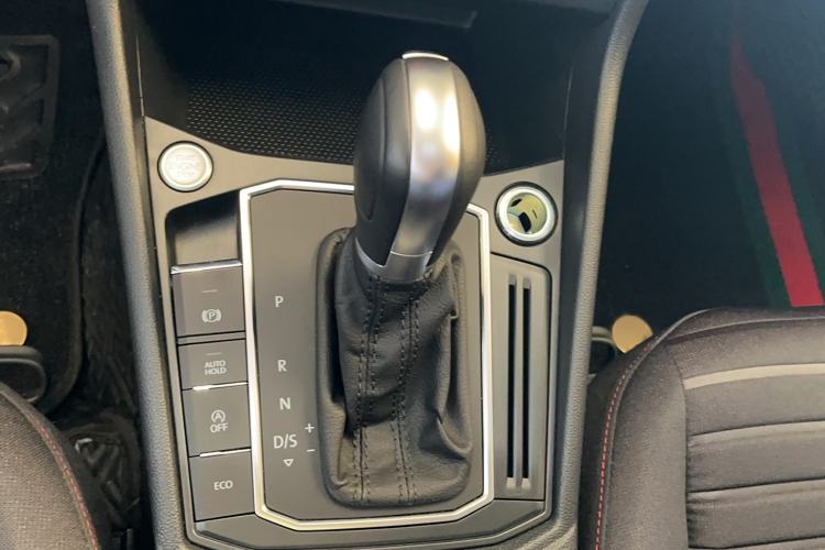 Used Volkswagen Lavida 2023 300TSI DSG Starry Full-Comfort Edition