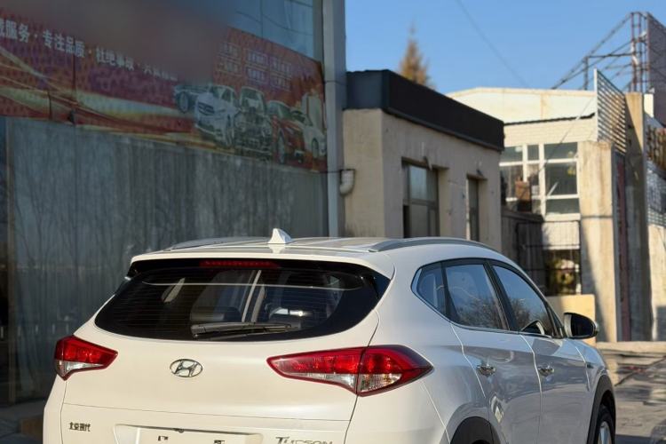 Used Hyundai Tucson 2015 1.6T Dual-Clutch Two-Wheel-Drive Smart Model
