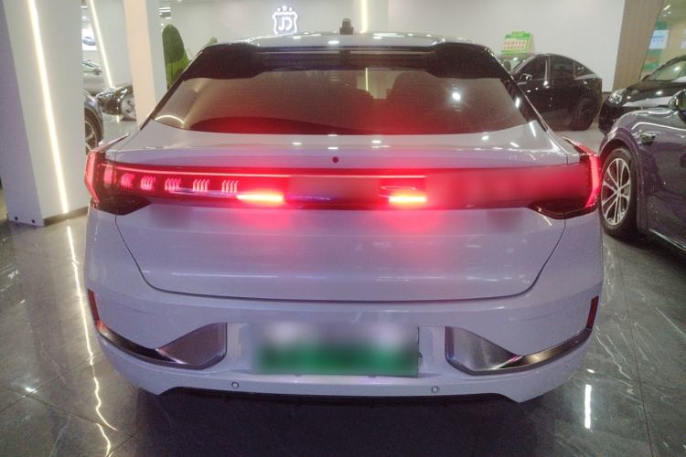 Used Zeekr 001 2022 Long-Range Dual-Motor WE Edition
