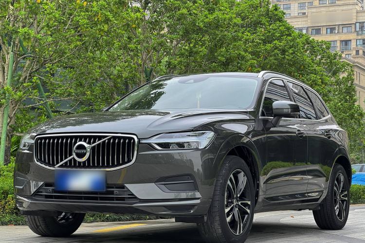 Used Volvo XC60 2019 T5 4x4 Zhiyuan Edition China VI Standard
