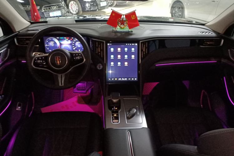 Used Hongqi HS7 2023 2.0T Automatic Two-Wheel Drive Flagship Edition Six Seats
