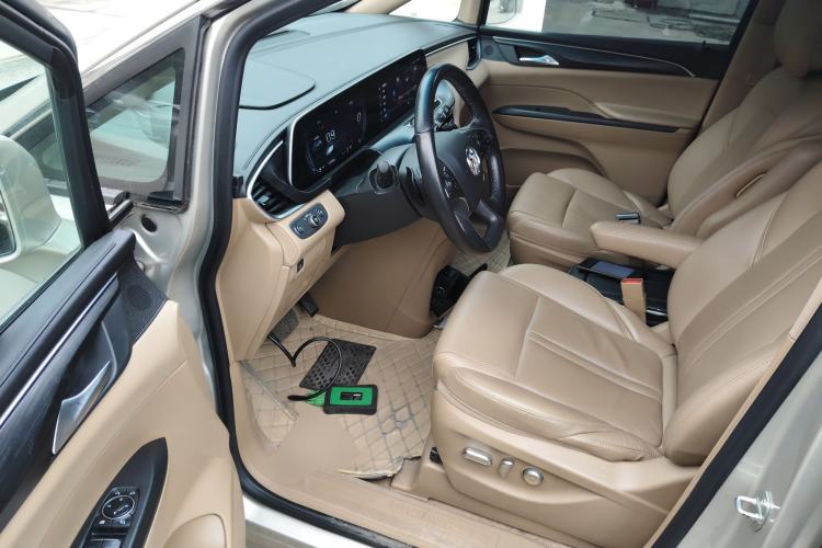 Used Buick GL8 2021 ES Landtrek 653T Luxury Model
