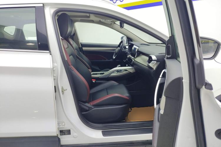 Used Geely Auto Coolray 2020 Facelift 240T DCT Hunter
