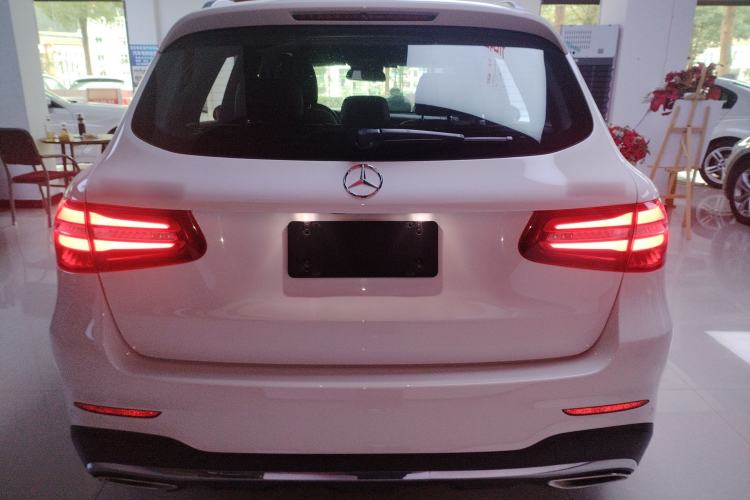 Used Mercedes-Benz GLC 2017 GLC 260 4MATIC Luxury Model
