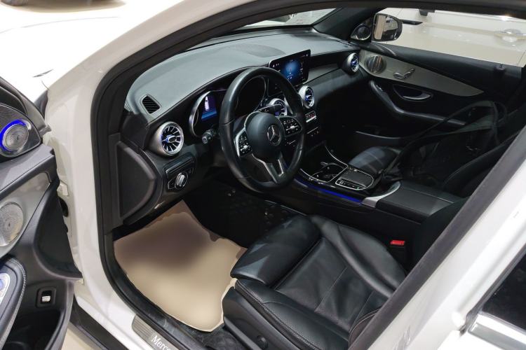 Used Mercedes-Benz GLC 2020 GLC 260 L 4MATIC Dynamic Model
