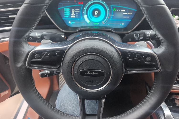 Used Zotye T700 2017 1.8T Dual-Clutch Prestige Model
