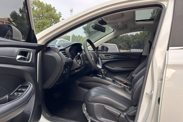 Used Roewe i5 2019 1.5L Automatic 4G Connected Langhao Edition
