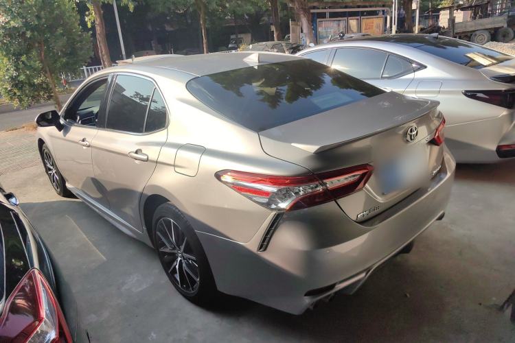 Used Toyota Camry 2021 2.0S FENGSHANG Edition
