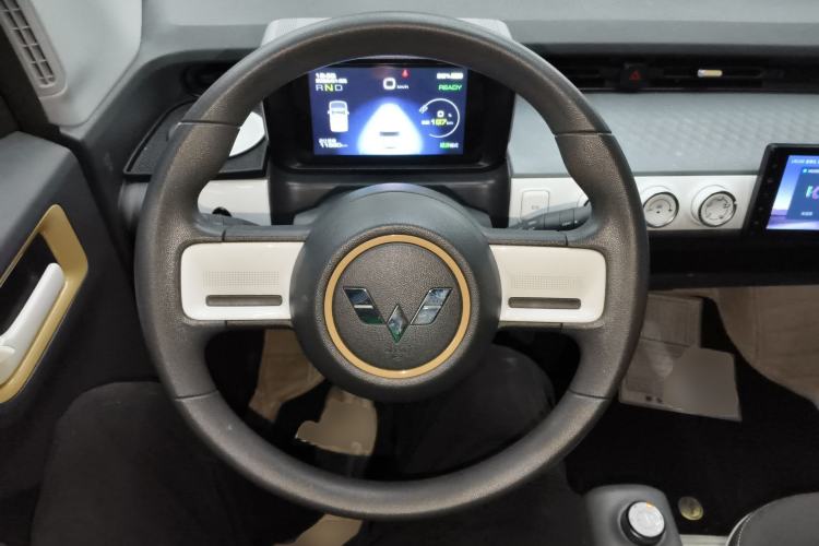 Used Wuling Hongguang MINIEV 2022 GAMEBOY 200km Play Edition with Lithium Iron Phosphate
