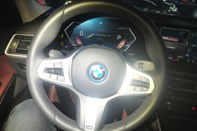 Used BMW i3 2022 eDrive 35 L
